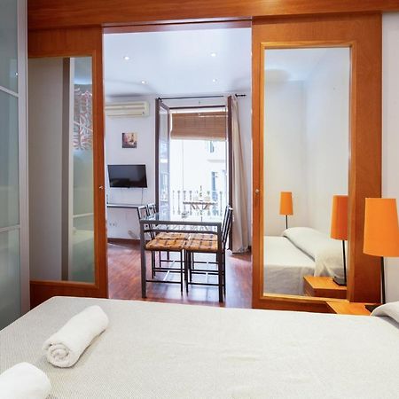Aparteasy - Turo Park With Lovely Balcony Barcelona Exteriör bild