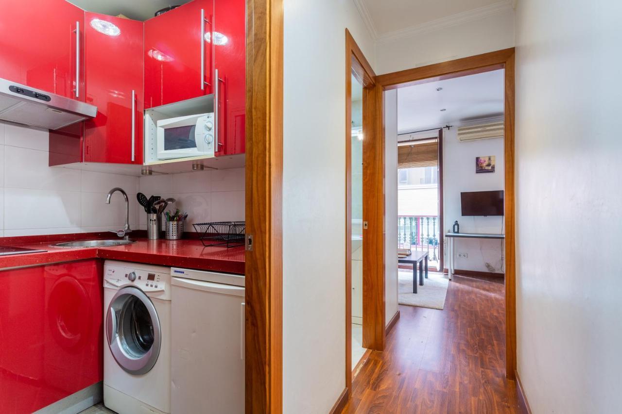Aparteasy - Turo Park With Lovely Balcony Barcelona Exteriör bild