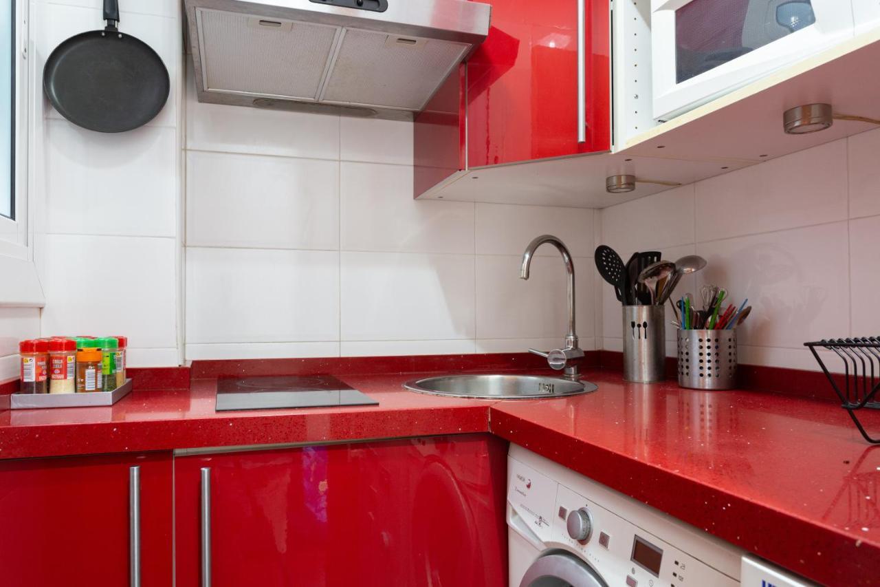 Aparteasy - Turo Park With Lovely Balcony Barcelona Exteriör bild