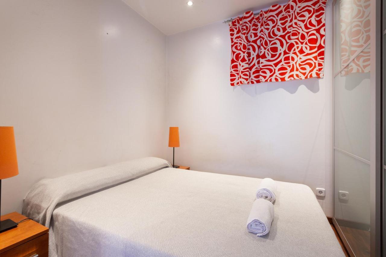 Aparteasy - Turo Park With Lovely Balcony Barcelona Exteriör bild
